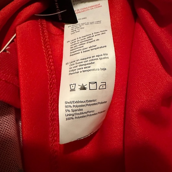 NEW NWT Cute Red Floral Skort Romper Size Small by Streetwear Society - Picture 9 of 10